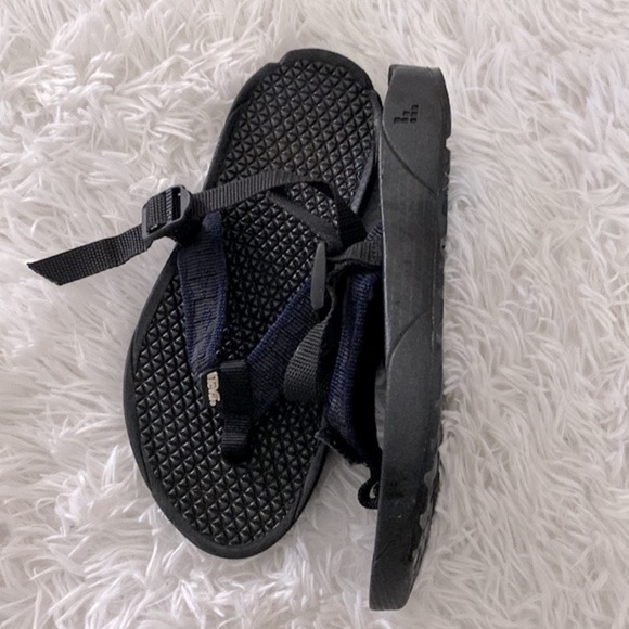 Teva flip flop sandals - Picture 4 of 7
